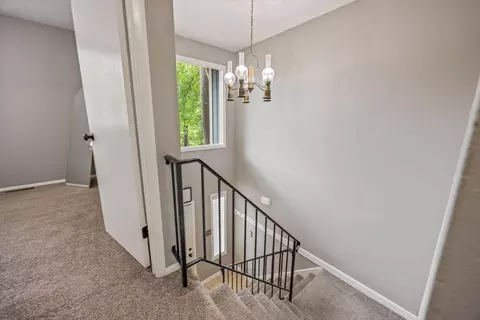 Entry Way - 3207 W Wimbledon Dr, Augusta, GA 30909 photo 8 of 9