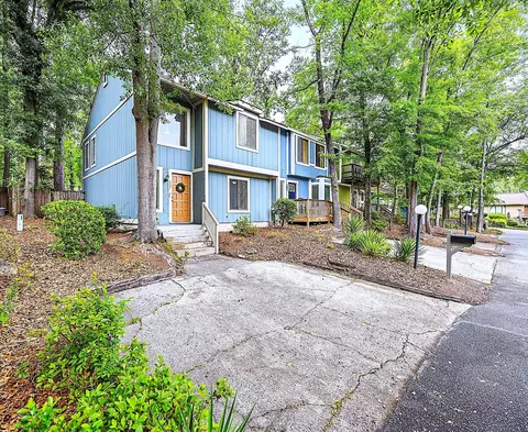 Exterior - 3207 W Wimbledon Dr, Augusta, GA 30909 photo 3 of 7