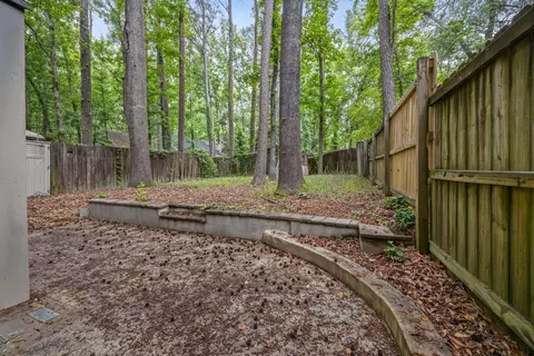 Exterior - 3207 W Wimbledon Dr, Augusta, GA 30909 photo 5 of 7