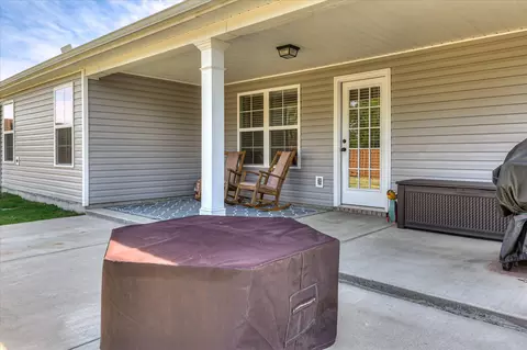 Exterior - 894 Goodale Dr, Augusta, GA 30909 photo 4 of 12