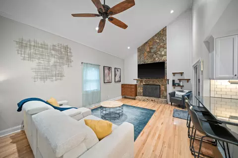 Living - 813 Mitchell St, Augusta, GA 30907 photo 1 of 1