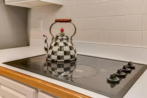 Kitchen - 819 Windmill Xing, Evans, GA 30809 photo 7 of 7