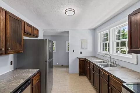 Kitchen - 2005 Virginia Ave, Augusta, GA 30906 photo 1 of 1