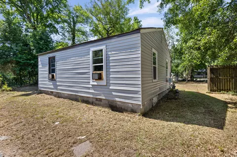 Exterior - 2005 Virginia Ave, Augusta, GA 30906 photo 4 of 5