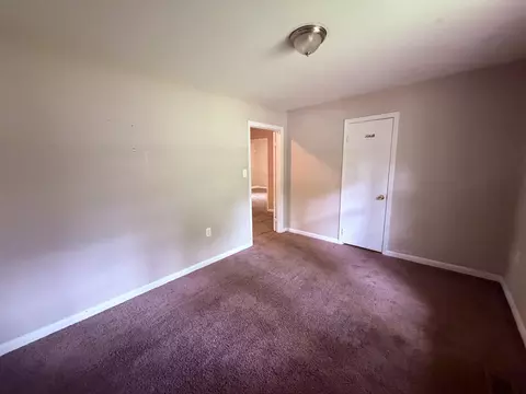 Bedroom - 731 Hillcrest Dr, Thomson, GA 30824 photo 5 of 6