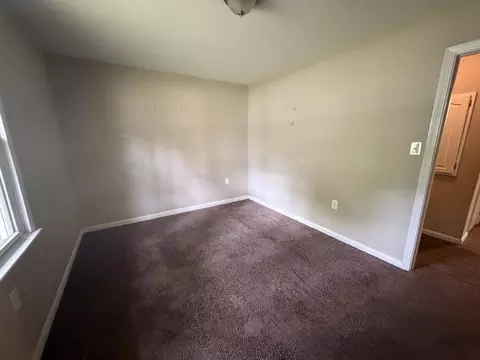 Bedroom - 731 Hillcrest Dr, Thomson, GA 30824 photo 4 of 6