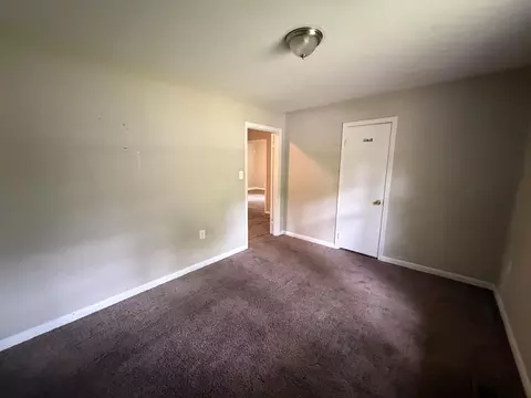 Bedroom - 731 Hillcrest Dr, Thomson, GA 30824 photo 3 of 6