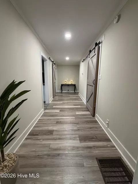 Entry Way - 225 Gordon St, Thomson, GA 30824 photo 2 of 4