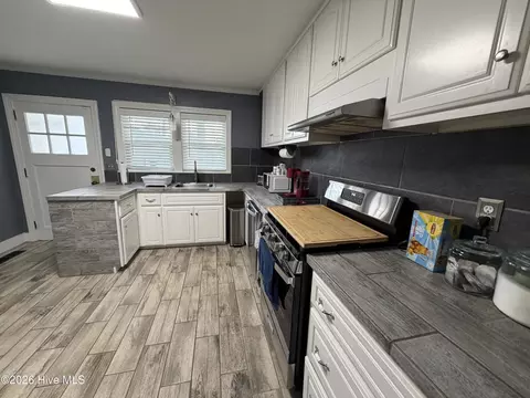 Kitchen - 225 Gordon St, Thomson, GA 30824 photo 3 of 3