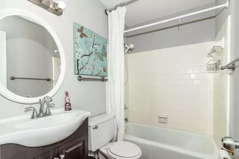 Bath - 856 Wimbledon Dr, Augusta, GA 30909 photo 4 of 4