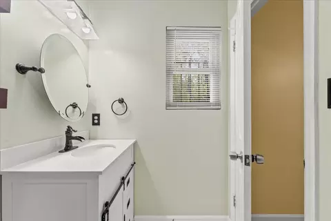 Bath - 2350 Fieldcrest Rd, Augusta, GA 30906 photo 3 of 3