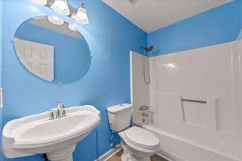 Bath - 2350 Fieldcrest Rd, Augusta, GA 30906 photo 1 of 3
