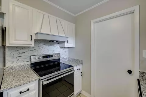 Kitchen - 3318 Westcliffe Ct, Augusta, GA 30907 photo 5 of 6