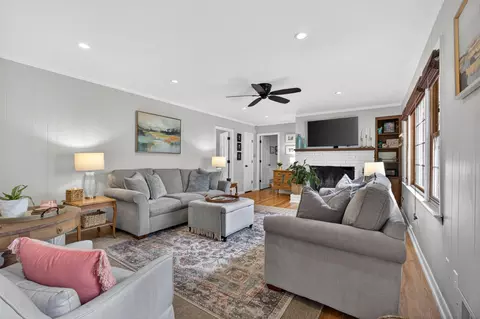 Living - 3217 Ramsgate Rd, Augusta, GA 30909 photo 4 of 7