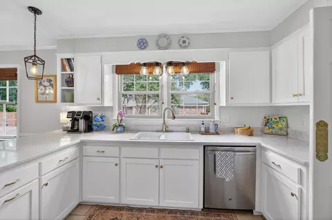 Kitchen - 3217 Ramsgate Rd, Augusta, GA 30909 photo 5 of 6