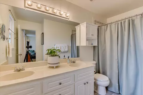 Bath - 128 Sugar Maple Ln, Martinez, GA 30907 photo 1 of 2