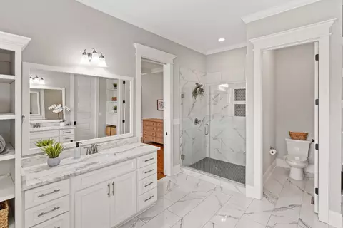 Bath - 4304 Sabal Dr, Evans, GA 30809 photo 2 of 11