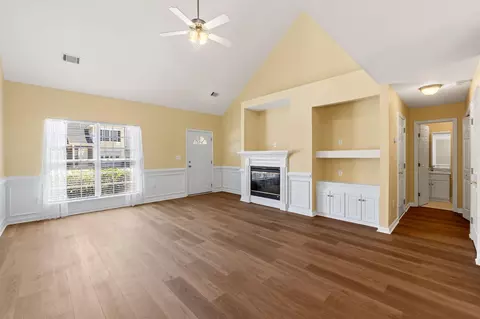 Living - 329 Hogan Way, Evans, GA 30809 photo 2 of 4