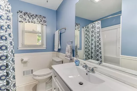 Bath - 3320 Emerson Dr, Augusta, GA 30906 photo 2 of 2