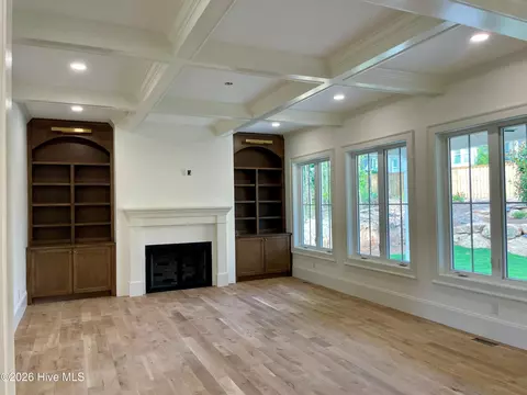 Living - 880 Audubon Way, Evans, GA 30809 photo 2 of 3