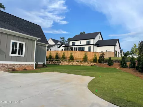 Exterior - 880 Audubon Way, Evans, GA 30809 photo 3 of 8