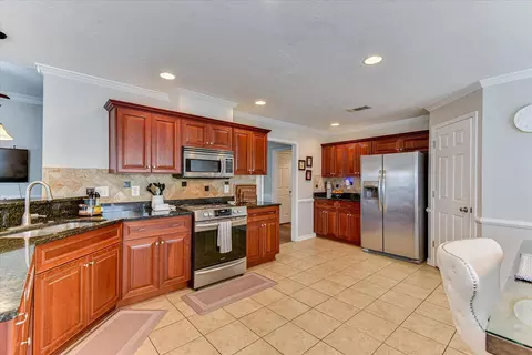 Kitchen - 439 Richmond St, Evans, GA 30809 photo 7 of 8