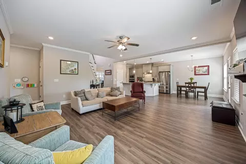 Living - 629 Bunchgrass St, Evans, GA 30809 photo 2 of 2