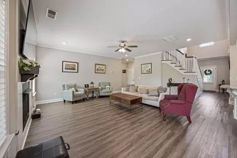 Living - 629 Bunchgrass St, Evans, GA 30809 photo 1 of 2