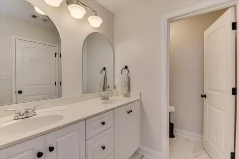Bath - 2611 Sherborne Ct, Augusta, GA 30909 photo 2 of 3