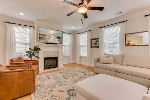 Living - 2611 Sherborne Ct, Augusta, GA 30909 photo 1 of 2