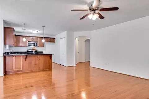 Living - 606 Todd Rd, Martinez, GA 30907 photo 3 of 4