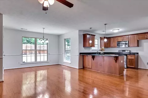 Living - 606 Todd Rd, Martinez, GA 30907 photo 1 of 4