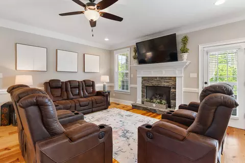 Living - 314 Kirkwood Dr, Evans, GA 30809 photo 1 of 2