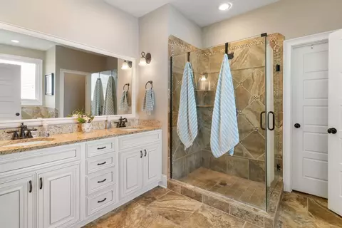 Bath - 314 Kirkwood Dr, Evans, GA 30809 photo 1 of 10