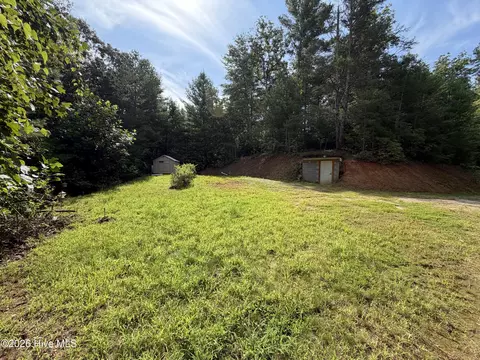 294 Pioneer Estates Rd, Murphy, NC 28906