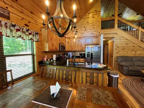 Dining - 465 Confederate Cir, Murphy, NC 28906 photo 1 of 3