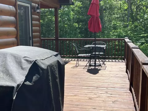 Exterior - 465 Confederate Cir, Murphy, NC 28906 photo 6 of 10