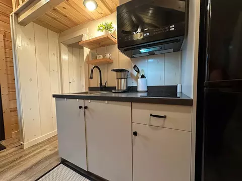 Kitchen - 721 Holly Point Dr, Murphy, NC 28906 photo 2 of 2