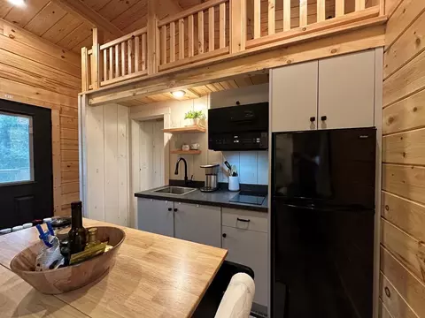 Kitchen - 721 Holly Point Dr, Murphy, NC 28906 photo 1 of 2