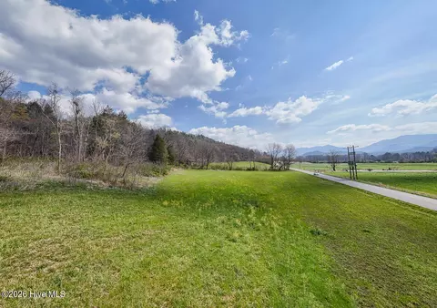 6387 Airport Rd, Andrews, NC 28901