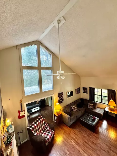 Living - 850 Ranger Rd, Murphy, NC 28906 photo 11 of 11