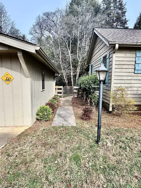 Exterior - 850 Ranger Rd, Murphy, NC 28906 photo 8 of 19