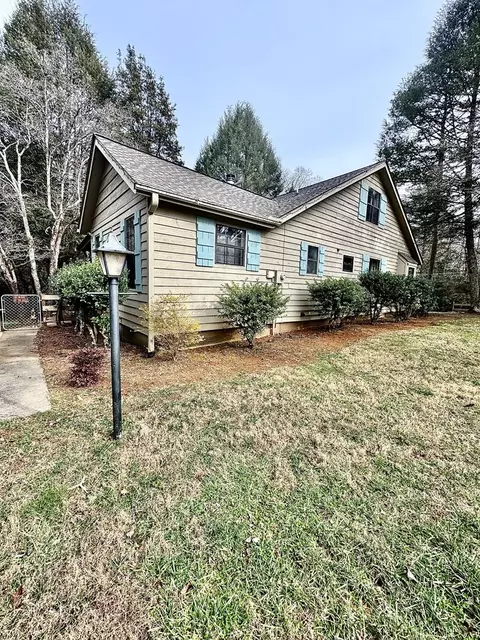Exterior - 850 Ranger Rd, Murphy, NC 28906 photo 9 of 19
