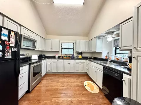 Kitchen - 850 Ranger Rd, Murphy, NC 28906 photo 1 of 3