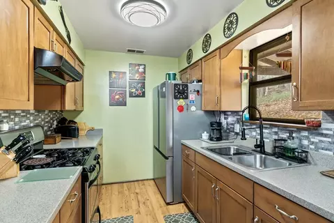 Kitchen - 79 Serenity Ln, Murphy, NC 28906 photo 2 of 5