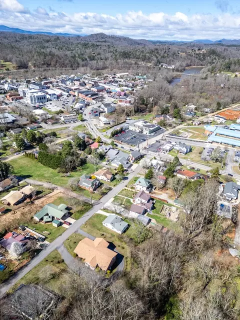 View/Area - 101 Dillard St, Murphy, NC 28906 photo 5 of 7