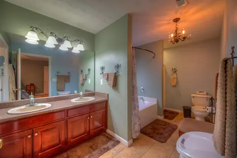 Bath - 118 Hothouse Creek Rd, Murphy, NC 28906 photo 3 of 4