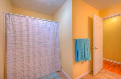 Bath - 118 Hothouse Creek Rd, Murphy, NC 28906 photo 2 of 4