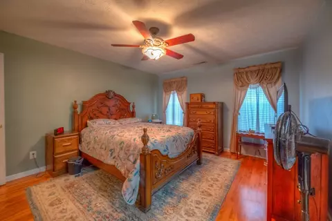 Bedroom - 118 Hothouse Creek Rd, Murphy, NC 28906 photo 8 of 9