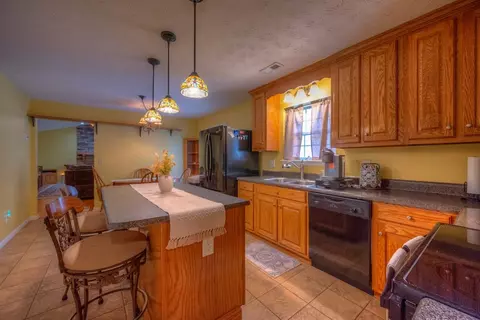 Kitchen - 118 Hothouse Creek Rd, Murphy, NC 28906 photo 2 of 2